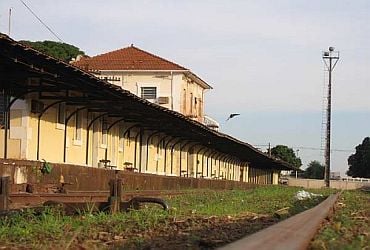 Viagens: Estação Ferroviária