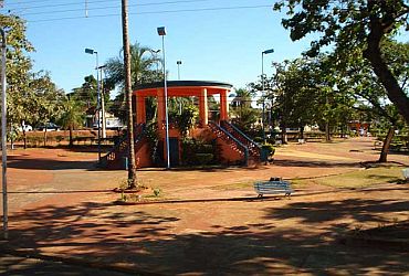 Viagens: Praça Cuiabá