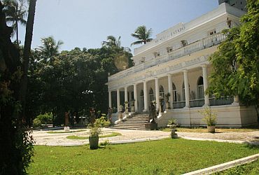 Arte: Museu do Estado de Pernambuco