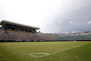 Esportes: Estádio de Pituaçu