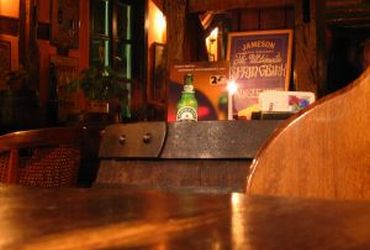 Bares (antigo): Donovan Irish Pub