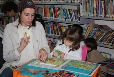 Arte: Biblioteca Barca dos Livros