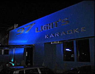 Bares (antigo): 97 Lights karaokê