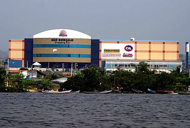 Compras: São Gonçalo Shopping