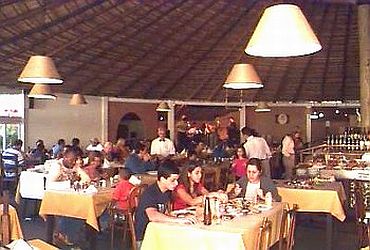 Restaurantes: Churrascaria Palhoça