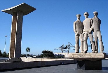 Viagens: Mausoléu - Monumento aos Pracinhas