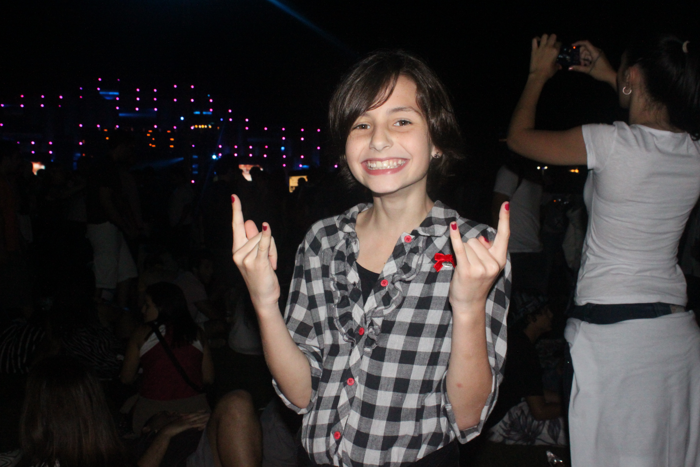 Fãs mirins lotam o Rock in Rio