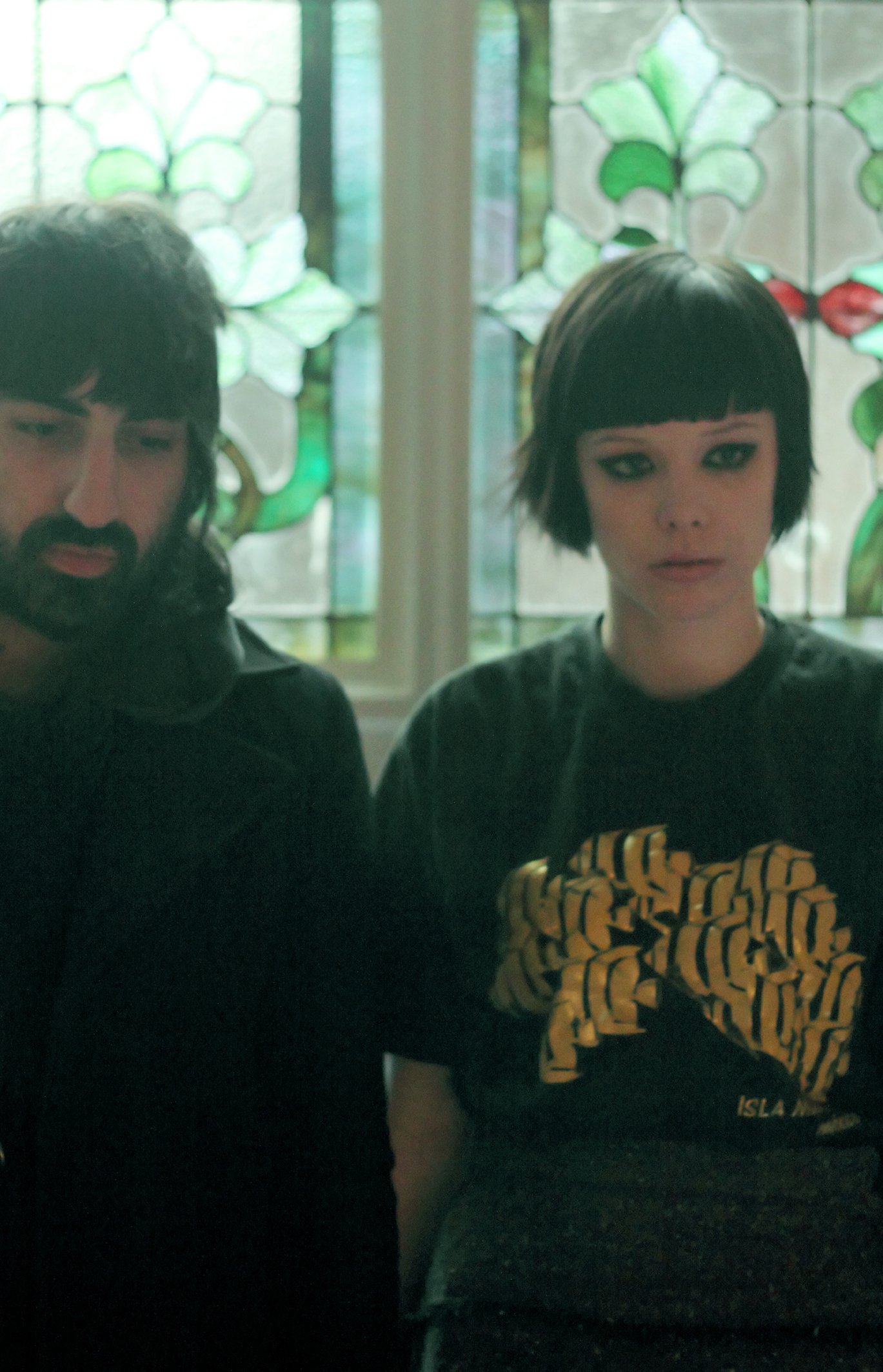 Viagens: Crystal Castles - SWU 2011