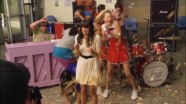 Terceira temporada de Glee chega ao Brasil