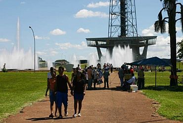 Viagens: Torre de Televisão