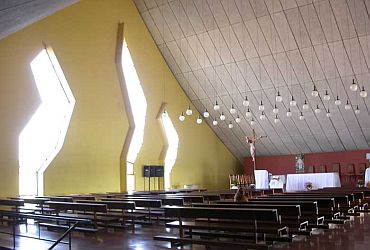 Viagens: Catedral Militar Rainha da Paz