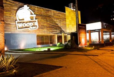 Shows: Wood´s Bar