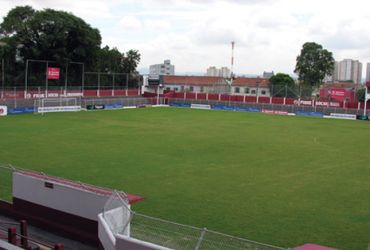 Esportes: Estádio Conde Rodolfo Crespi