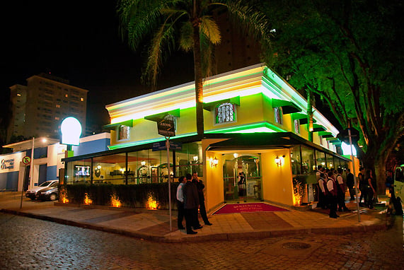 Restaurantes: Lellis Trattoria