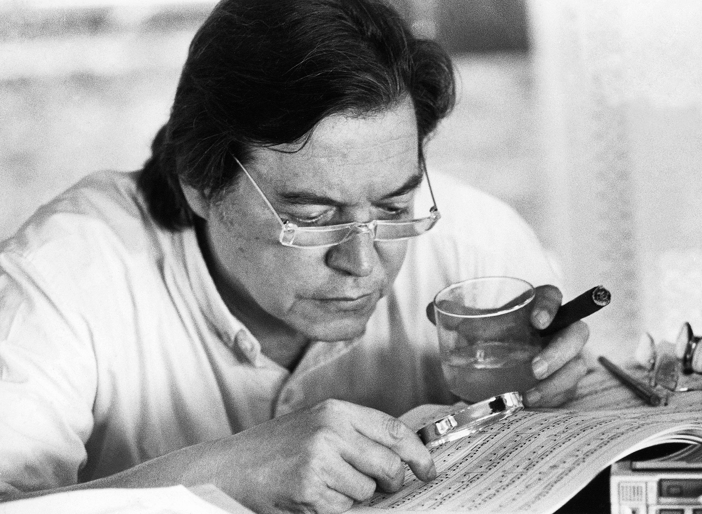 Música: A Música Segundo Tom Jobim - Crítica