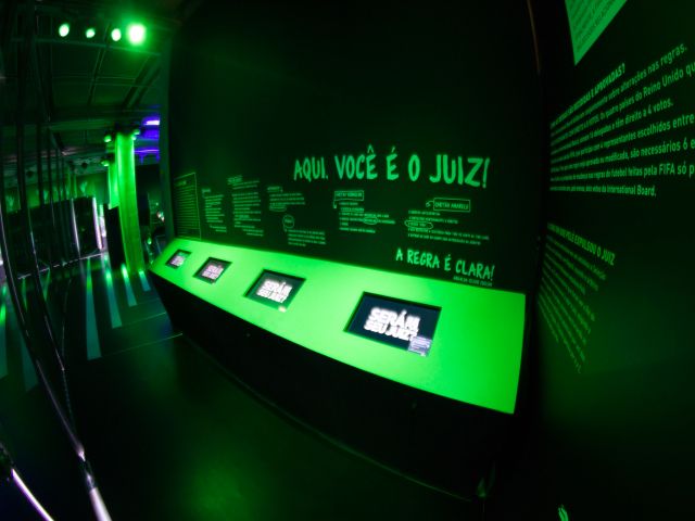 Museu do futebol faz mostra “Será que foi, seu juiz?”
