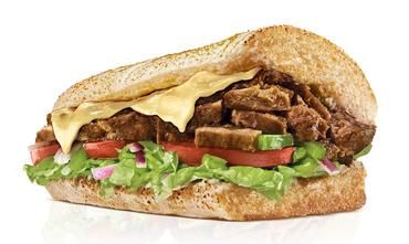 Subway Lança Sanduíche de Carne e Queijo