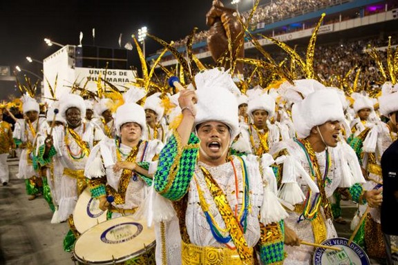 Viagens: Conheça o samba-enredo da Unidos de Vila Maria para 2013