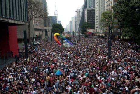 Na Cidade: Caminhada Contra a Homofobia