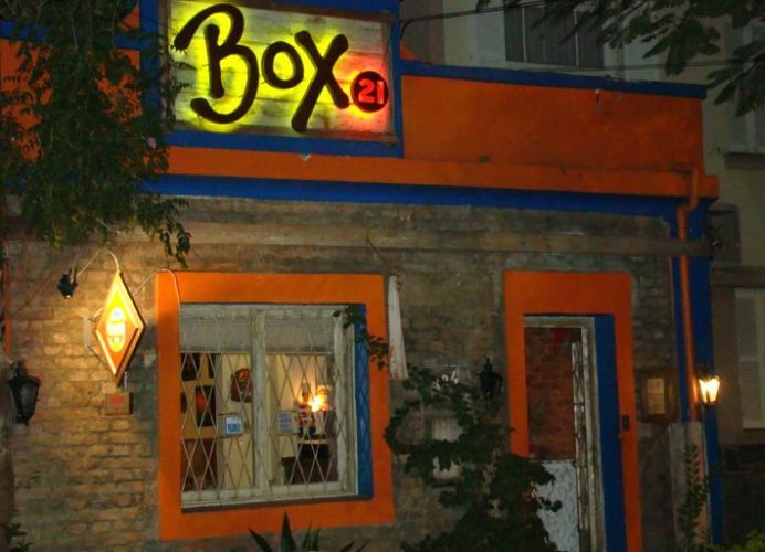 Bares (antigo): Box 21