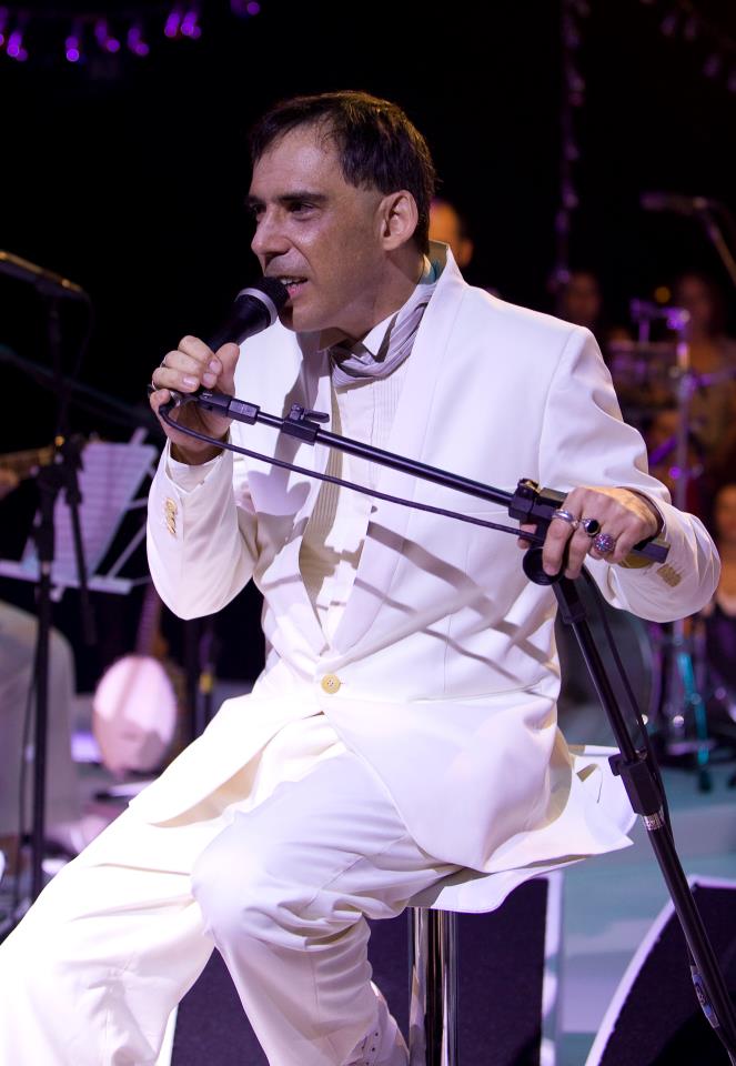 Shows: Arnaldo Antunes