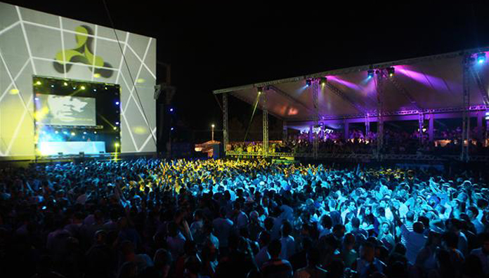 Viagens: Creamfields Brasil 2013