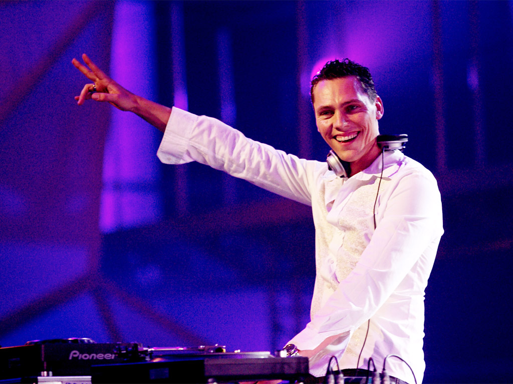 Shows: Tiësto