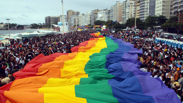 Viagens: Parada do Orgulho LGBT Rio 2013