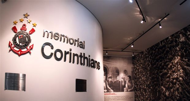 Na Cidade: Memorial do Corinthians no metrô é reinaugurado