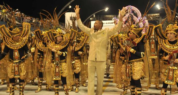 Viagens: Desfile das Campeãs em São Paulo - Carnaval 2014