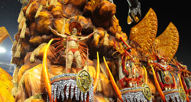 Viagens: Ensaio Carnaval 2014: Leandro de Itaquera