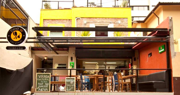 Viagens: Bee W. Hostel Bar