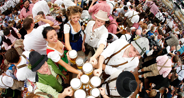 Arte: Oktoberfest São Paulo 2013