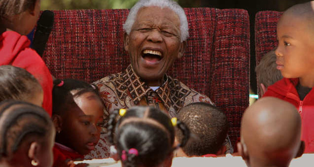 TV: Vídeos sobre Nelson Mandela no YouTube 
