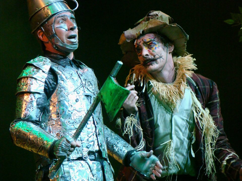 Conheça o elenco do musical O Mágico de Oz