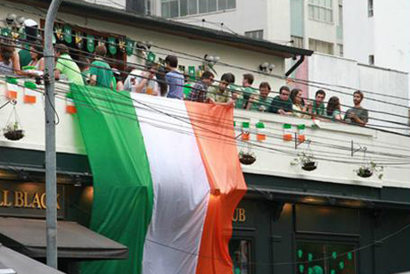 Bares (antigo): St. Patrick's Day 2013 no All Black