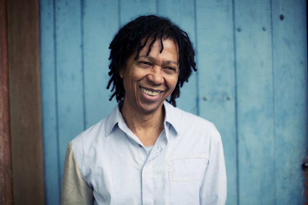 Arte: Djavan em Curitiba