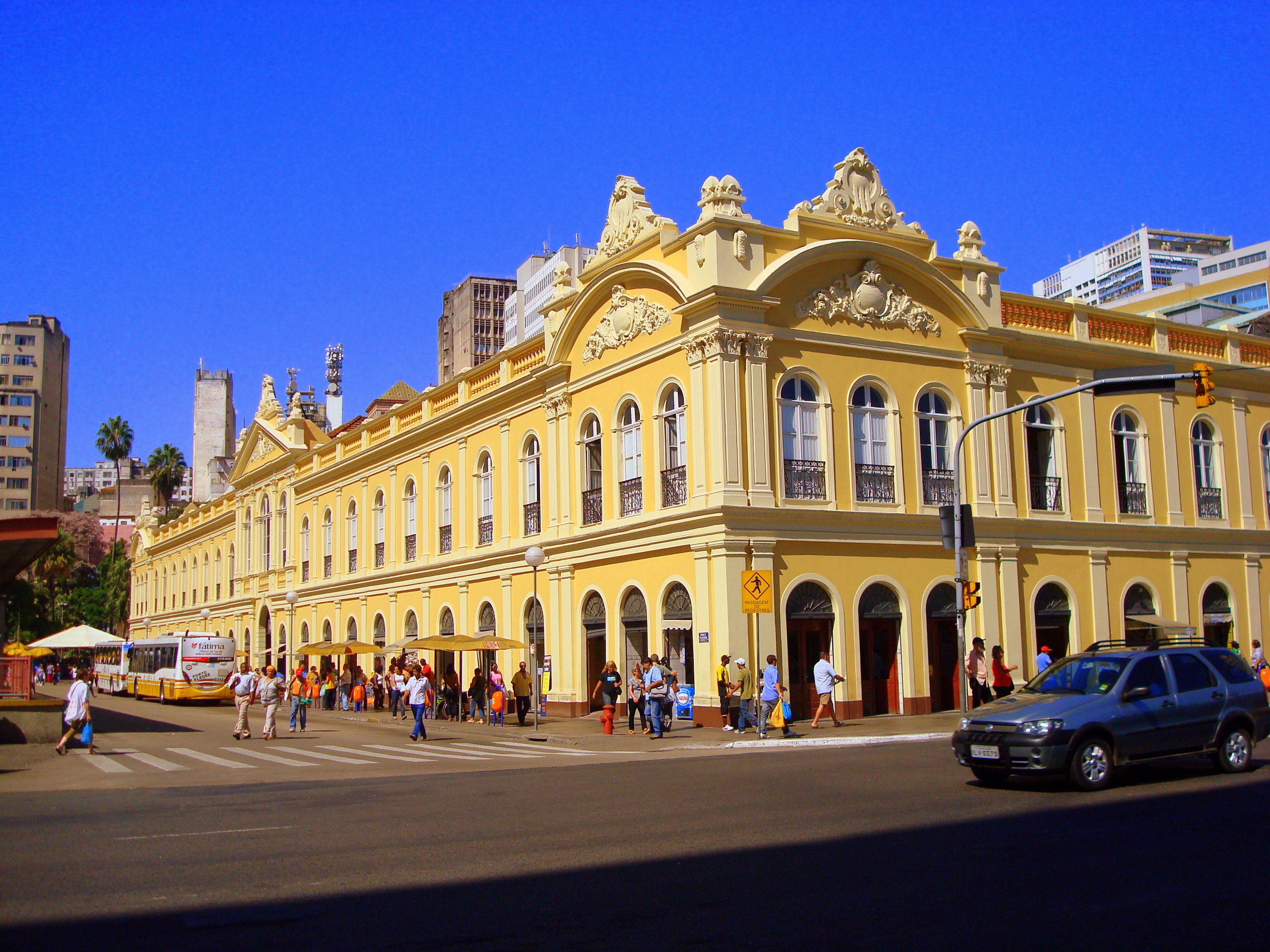 10 lugares para almoçar bem no Centro de Porto Alegre