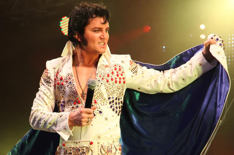 Arte: The King is Back - Elvis Tribute