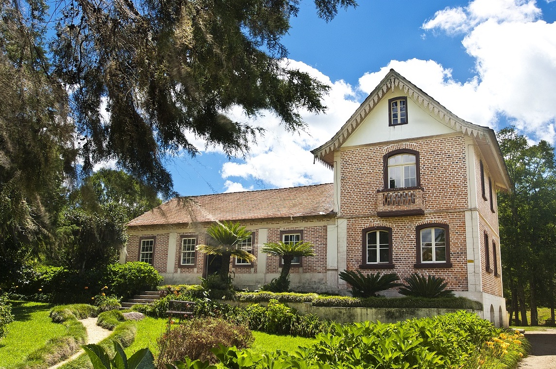 Arte: Casa de Campo do Governador Hercílio Luz