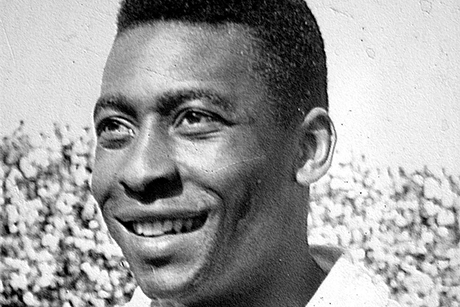 Cinema: Filme sobre Pelé será lançado durante a Copa