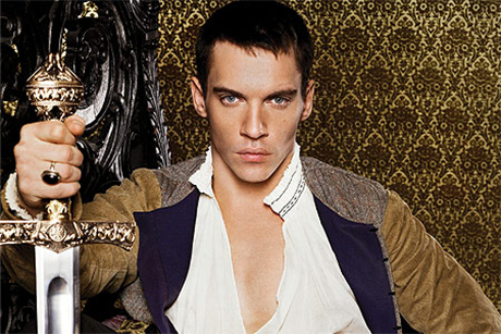 Cinema: Jonathan Rhys Meyers negocia papel em Star Wars VII