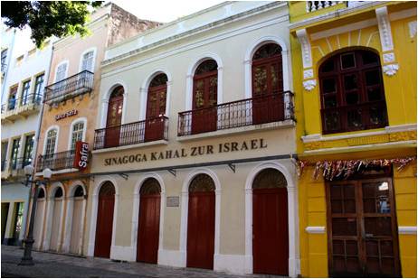 Localizado no Bairro do Recife, Sinagoga Kahal Zur Israel é o