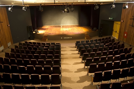 Arte: Teatro Sesi Centro