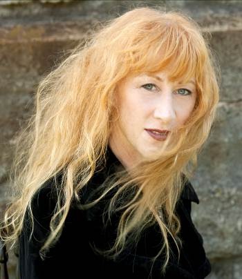 Arte: Loreena McKennitt em Porto Alegre