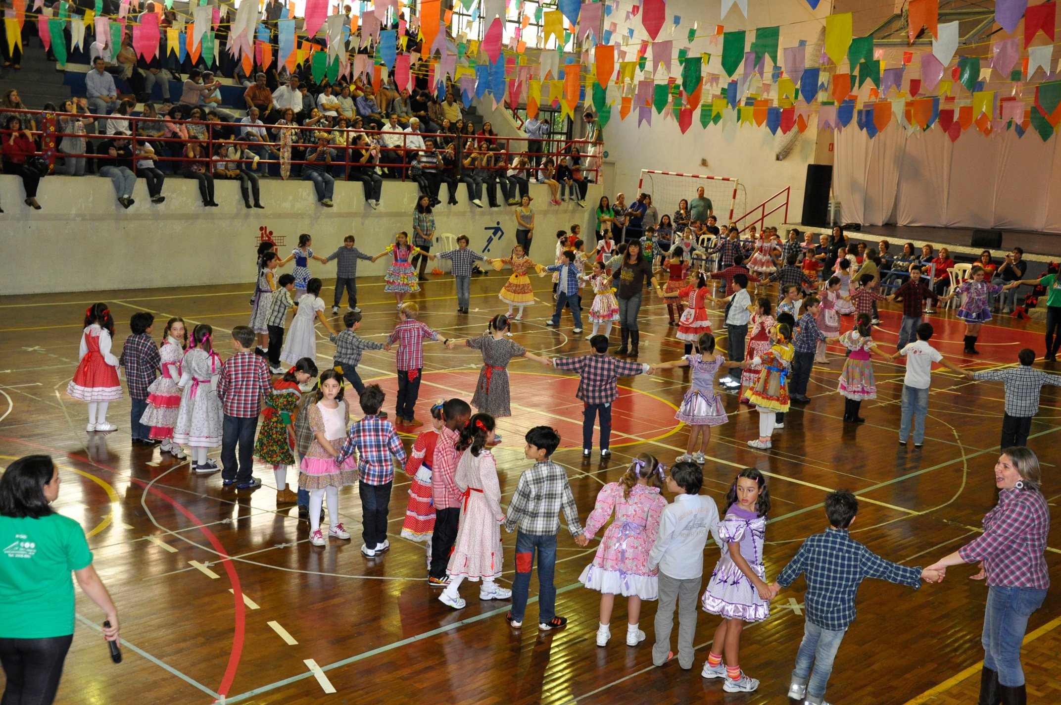 Na Cidade: Festa Junina do Colégio São Luís