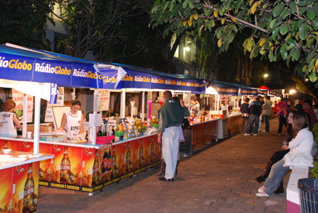 Noite: Festas Juninas na Zona Leste de São Paulo - 2013