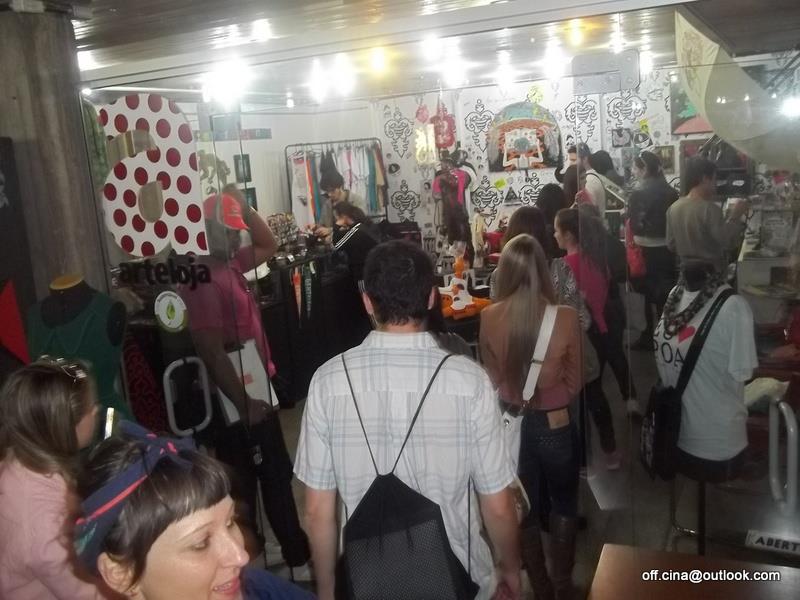 Arte: Feira de Variedades Arteloja em Porto Alegre