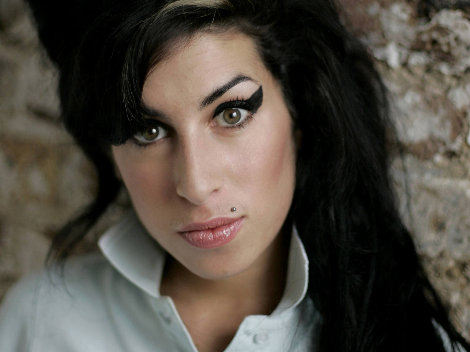 Shows: Tributo a Amy Winehouse em Porto Alegre