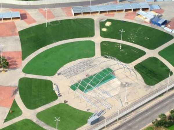 Estrutura da Cidade do Rock começa a ser montada para o Rock in Rio 2013